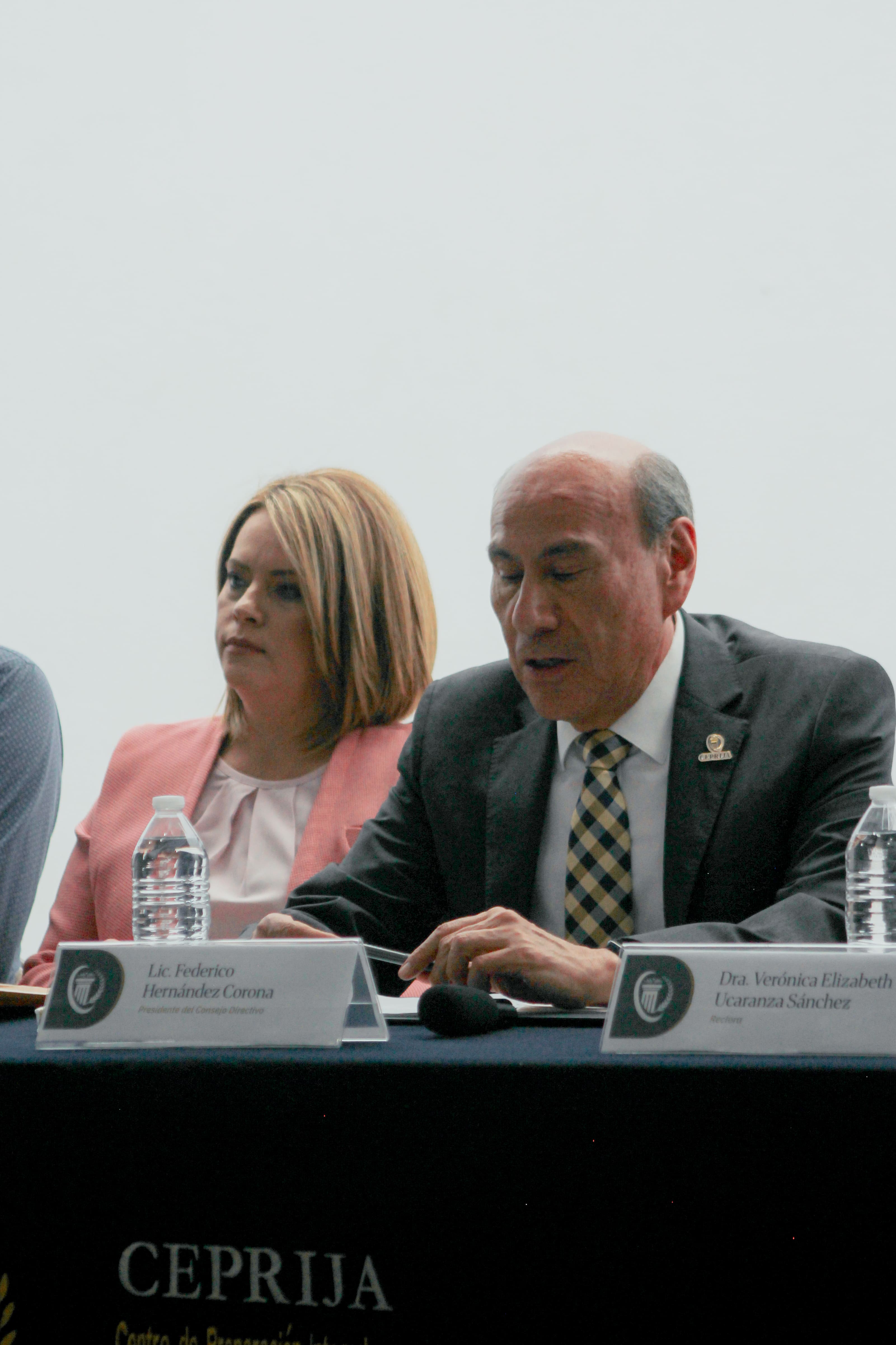 Ceremonia de toma de protesta en CEPRIJA
